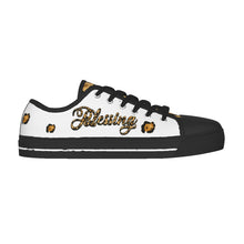 Load image into Gallery viewer, All-Over Print Women&#39;s Low-cut Canvas Shoes

