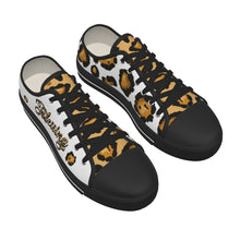 Load image into Gallery viewer, All-Over Print Women&#39;s Low-cut Canvas Shoes
